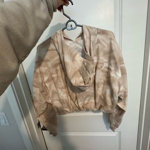 Lululemon crop hoodie beige and ivory size 4